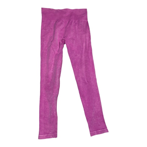 ✨Seamless Leggings
5 for $25 - Picture 6 of 9